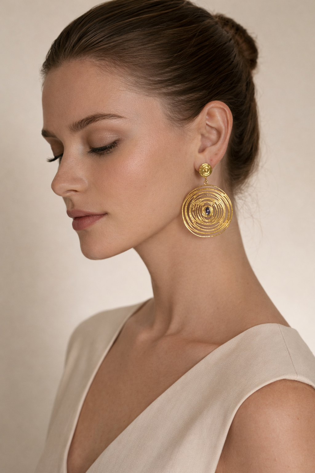 İspaho Sarmal | 24K Altın Kaplama Ametist Taşlı Özel Tasarım Küpe